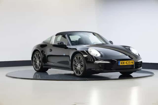 Porsche 911 (2014) thumbnail 1