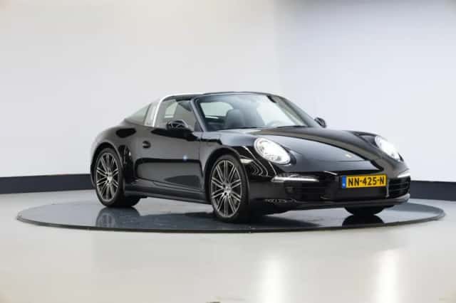 Porsche 911 (2014) thumbnail 2
