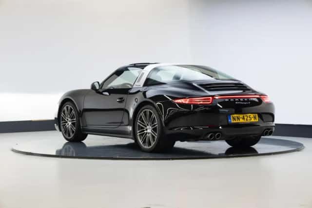 Porsche 911 (2014) thumbnail 4