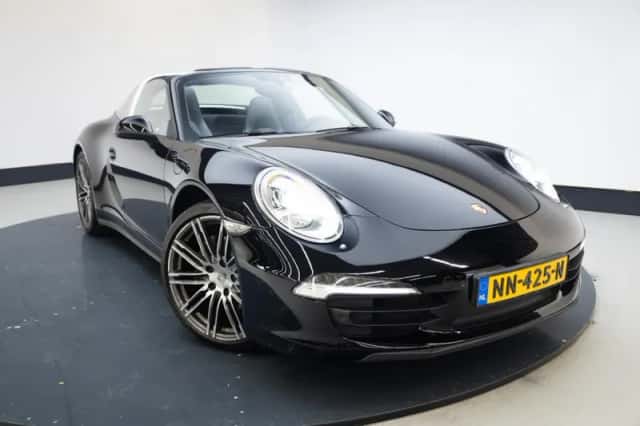 Porsche 911 (2014) thumbnail 5