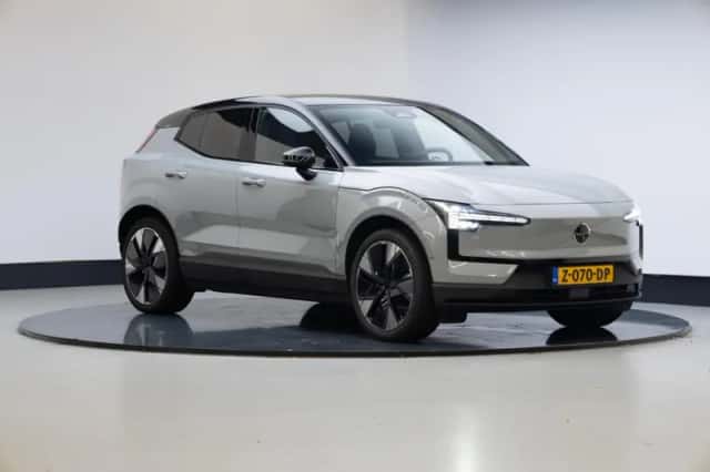 Volvo EX30 (2024) thumbnail 1