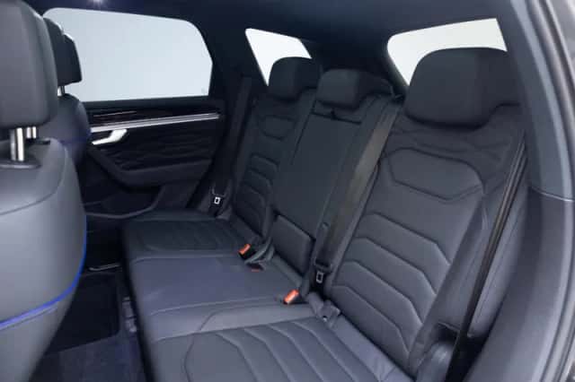 Volkswagen Touareg (2023) thumbnail 6