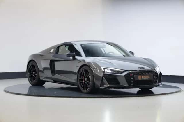 Audi R8 (2021) thumbnail 1