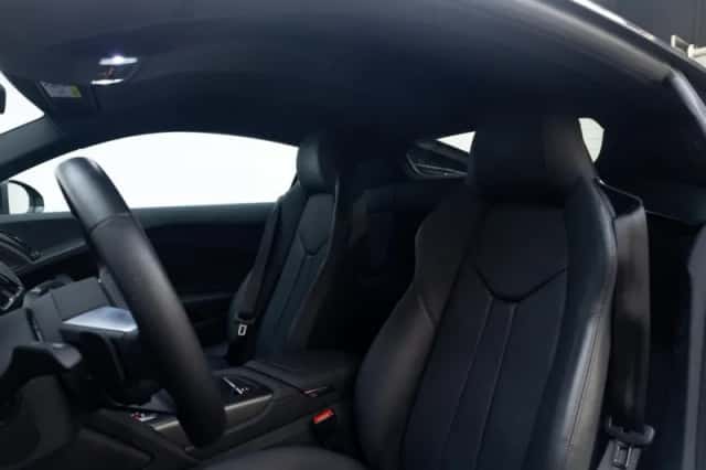 Audi R8 (2021) thumbnail 5