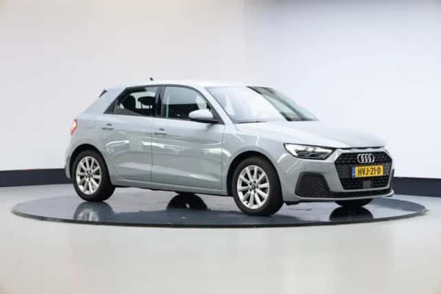 Audi A1 (2024) thumbnail 1