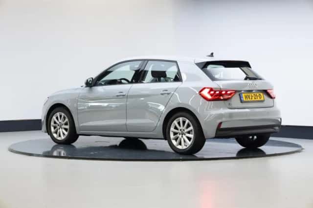 Audi A1 (2024) thumbnail 2