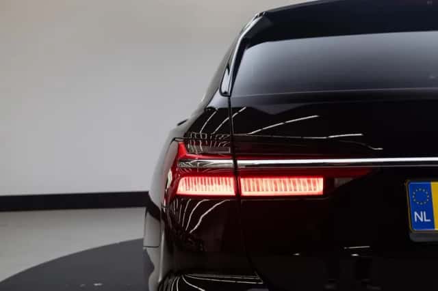 Audi A6 (2023) thumbnail 5