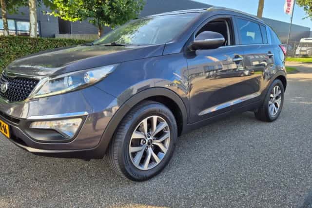 Kia Sportage (2014) thumbnail 4