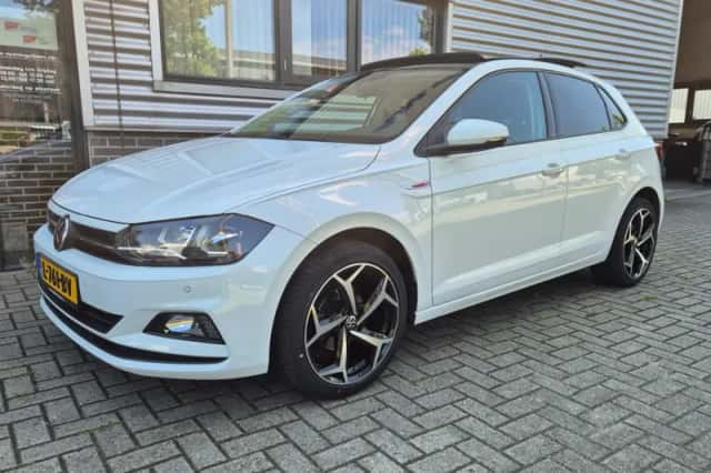 Volkswagen Polo (2019) thumbnail 1