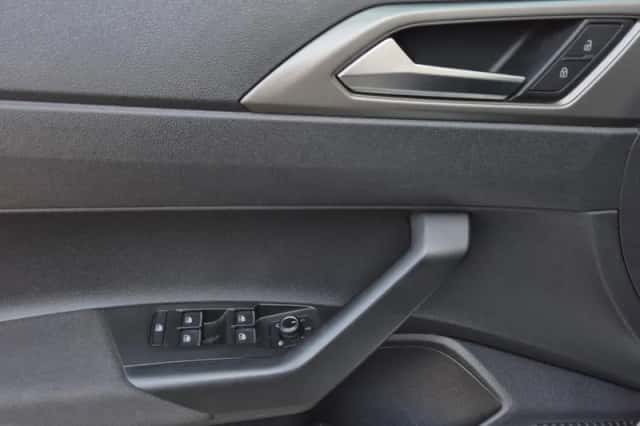 Volkswagen Polo (2019) thumbnail 5