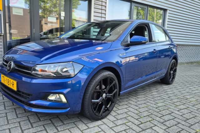 Volkswagen Polo (2018) thumbnail 1