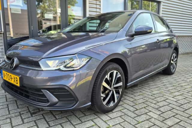 Volkswagen Polo (2021) thumbnail 1
