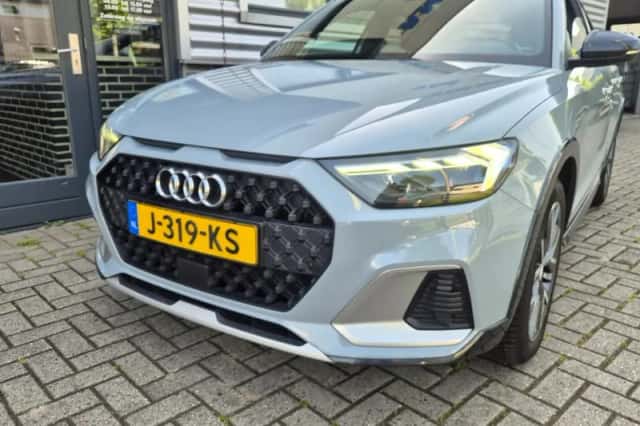 Audi A1 Citycarver (2020) thumbnail 2