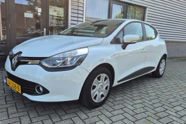 Renault Clio (2016) thumbnail 1