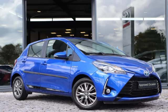 Toyota Yaris (2017) thumbnail 6