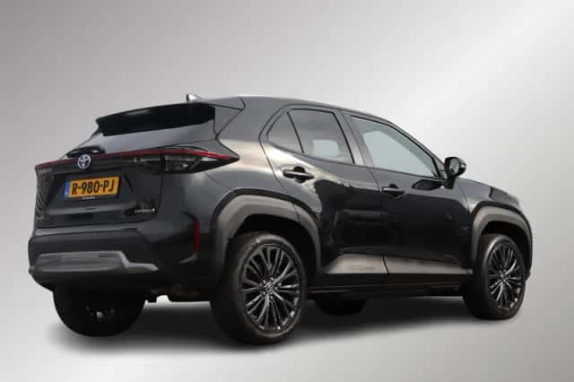 Toyota Yaris Cross (2022) thumbnail 2
