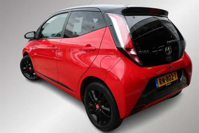 Toyota Aygo (2018) thumbnail 6