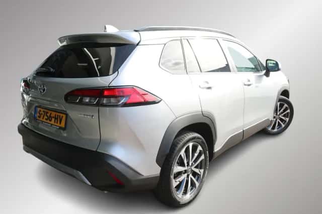Toyota Corolla Cross (2023) thumbnail 2