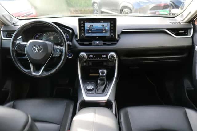 Toyota RAV4 (2019) thumbnail 3