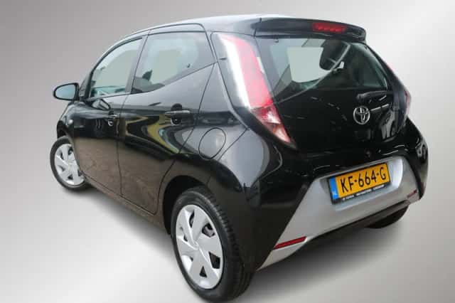 Toyota Aygo (2016) thumbnail 6
