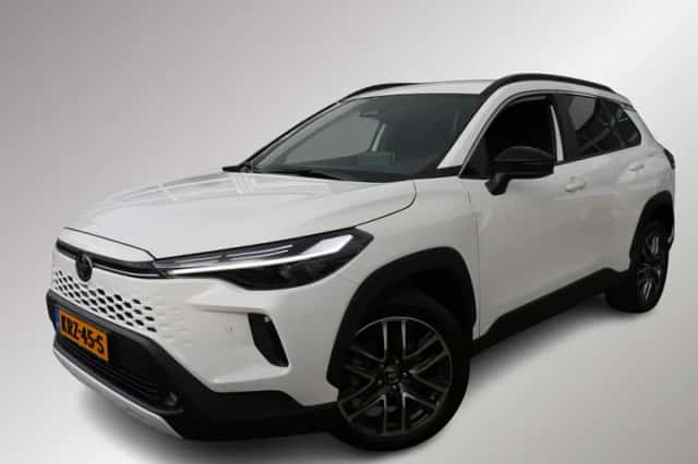 Toyota Corolla Cross (2025) thumbnail 1