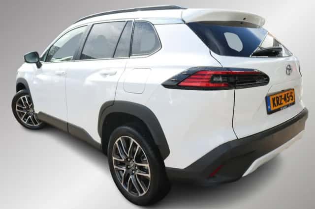 Toyota Corolla Cross (2025) thumbnail 5