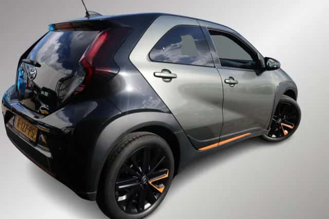 Toyota Aygo X (2022) thumbnail 2
