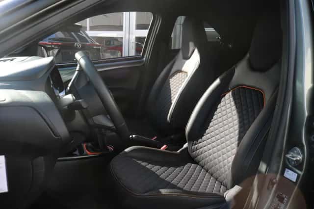 Toyota Aygo X (2022) thumbnail 3