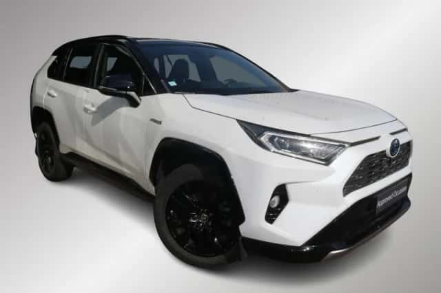 Toyota RAV4 (2021) thumbnail 6