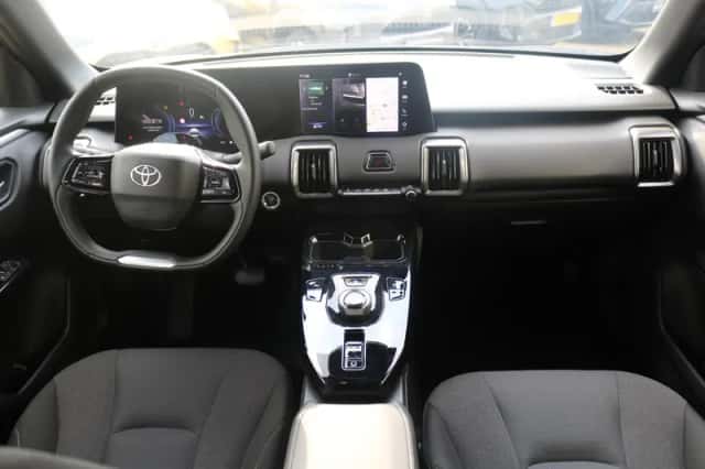 Toyota Urban Cruiser (2026) thumbnail 4