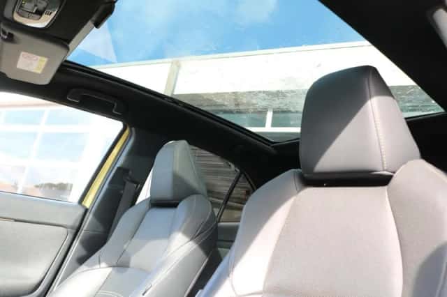 Toyota Yaris Cross (2022) thumbnail 5