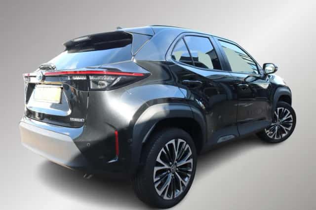 Toyota Yaris Cross (2024) thumbnail 2