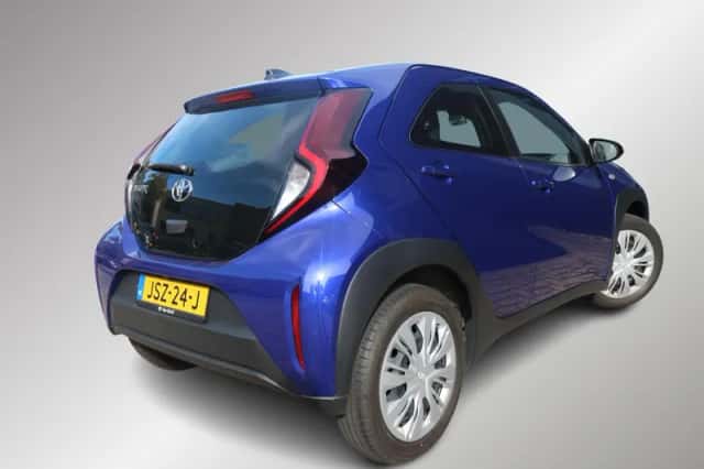 Toyota Aygo X (2025) thumbnail 2