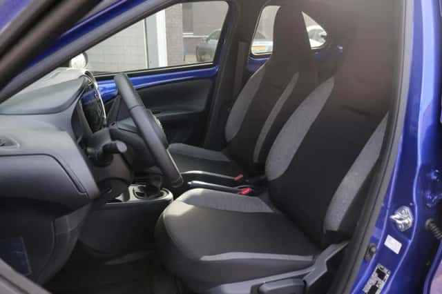 Toyota Aygo X (2025) thumbnail 3