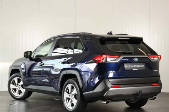 Toyota RAV4 (2020) thumbnail 4