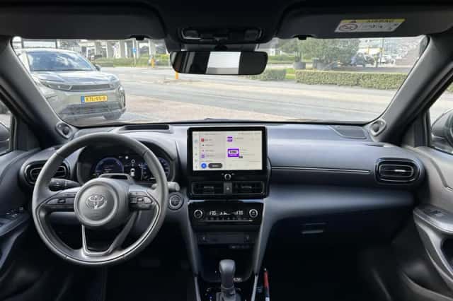 Toyota Yaris Cross (2026) thumbnail 3