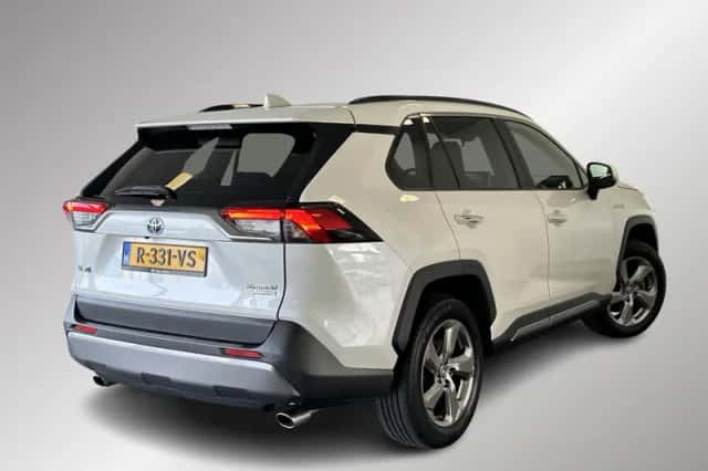 Toyota RAV4 (2020) thumbnail 2