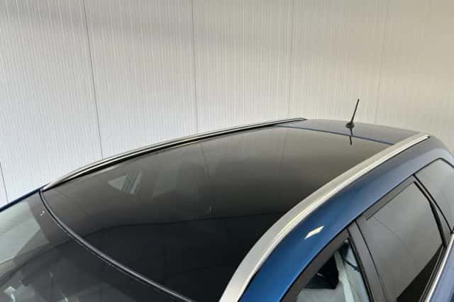 Toyota Auris (2013) thumbnail 5