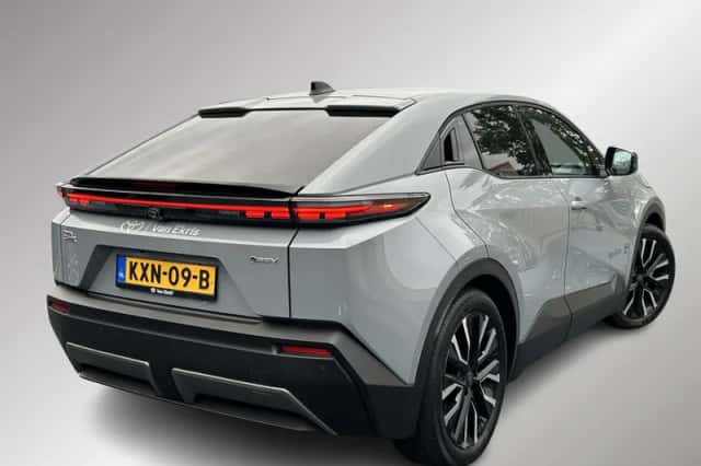 Toyota C-HR+ (2026) thumbnail 2