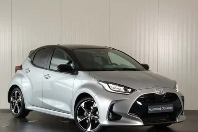 Toyota Yaris (2024) thumbnail 3