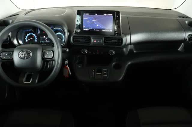 Toyota ProAce City Verso (2022) thumbnail 6