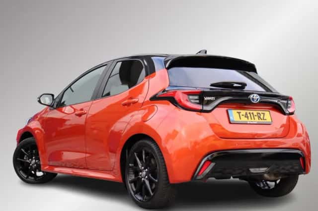 Toyota Yaris (2023) thumbnail 5