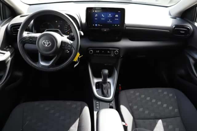 Toyota Yaris (2026) thumbnail 4