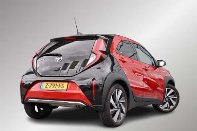 Toyota Aygo X (2023) thumbnail 2