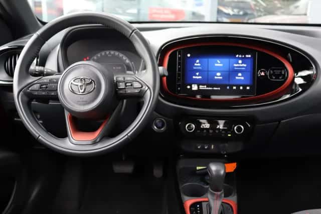 Toyota Aygo X (2023) thumbnail 3