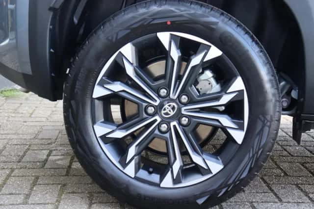 Toyota Yaris Cross (2026) thumbnail 3
