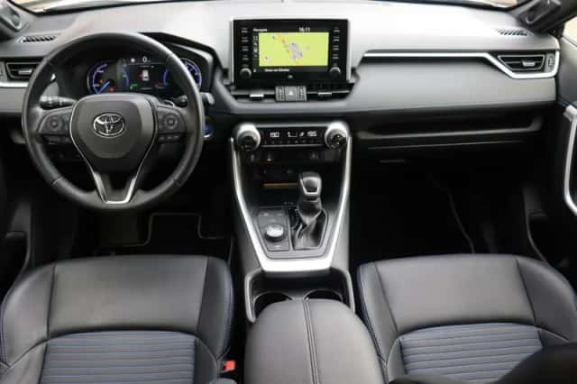 Toyota RAV4 (2019) thumbnail 4