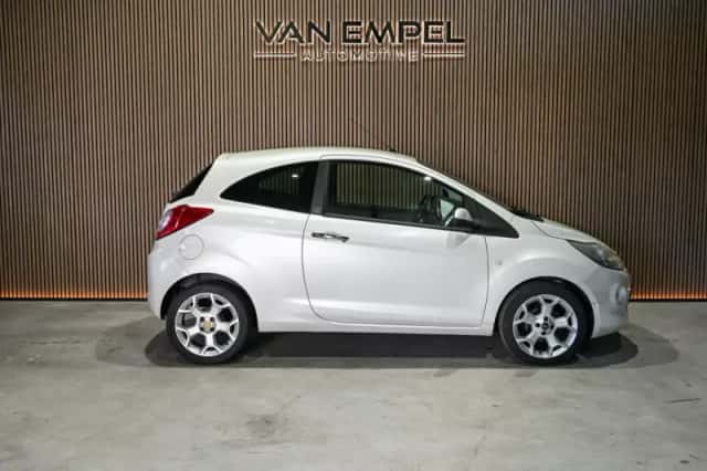 Ford Ka (2011) thumbnail 4