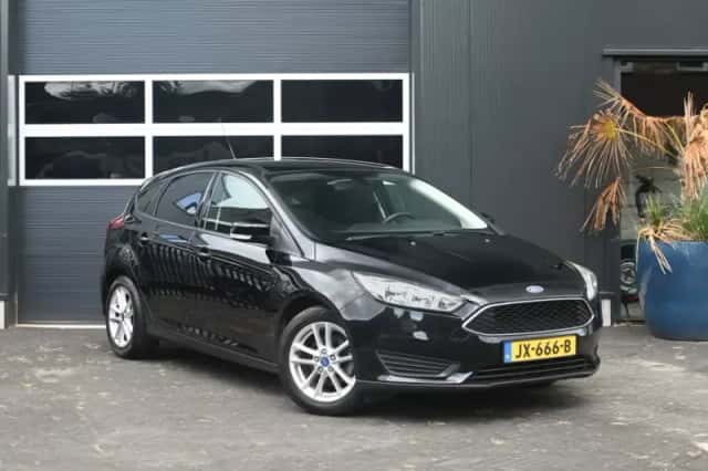 Ford Focus (2016) thumbnail 1