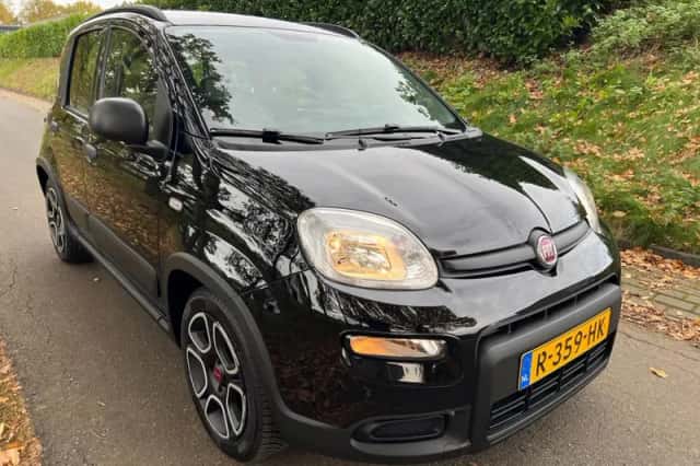 Fiat Panda (2022) thumbnail 4